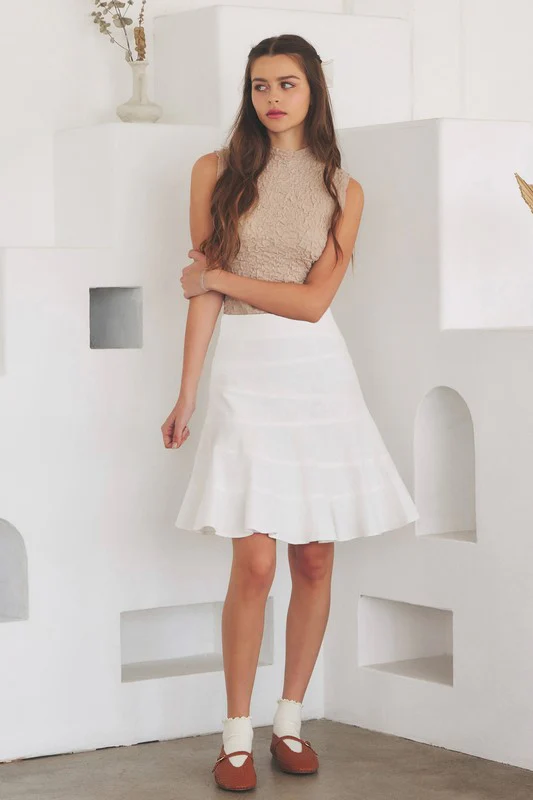 The It Skirt - Image 2