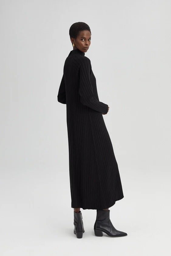 Winters Best Maxi Dress - Image 5