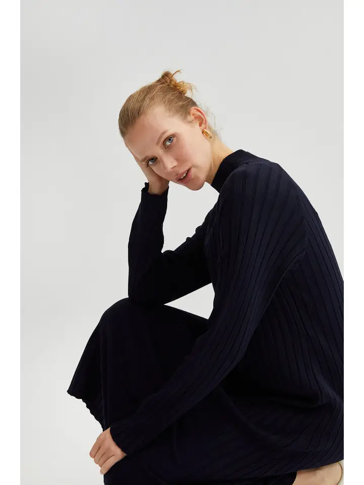 Winters Best Maxi Dress - Image 7