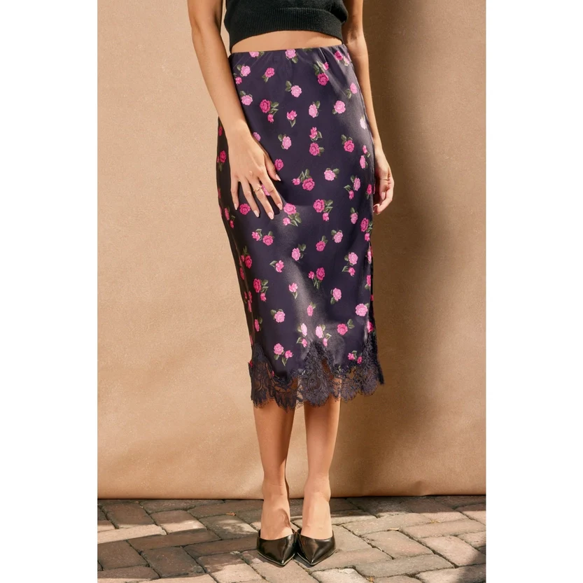 Diamond Lace Slip Skirt - Image 23