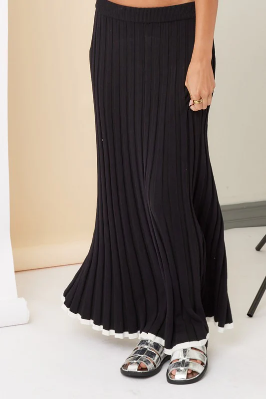 Serenity Ribbed Skirt - Image 7