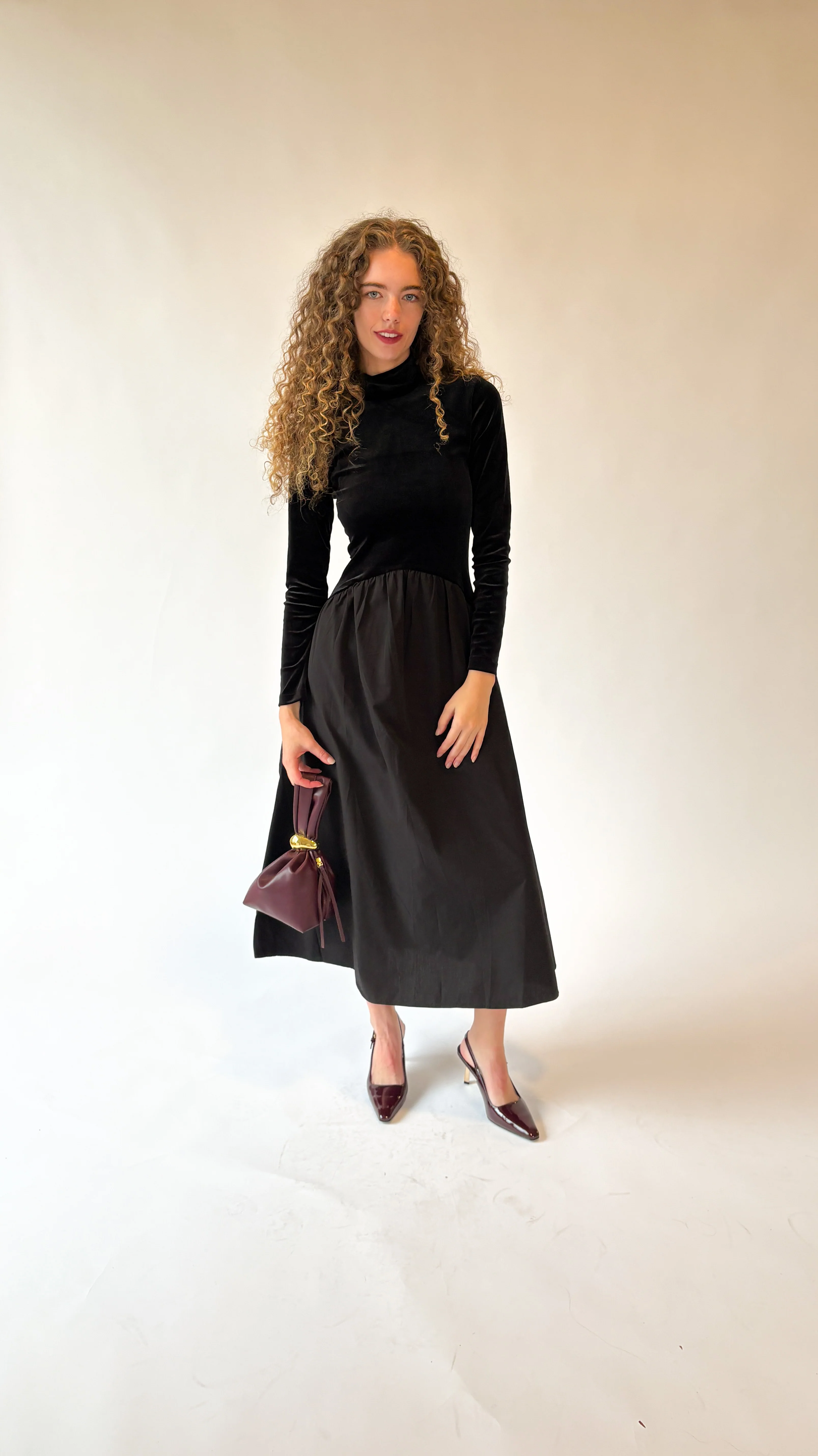 Divina Velvet Maxi Dress - Image 7